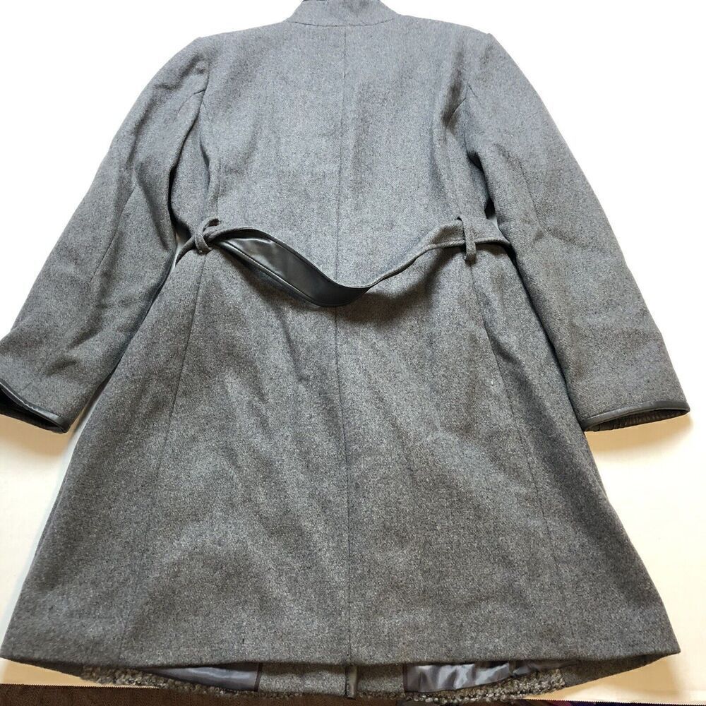 Vince Camuto Gray Mixed-Texture Belted Coat - Picture 5 of 9